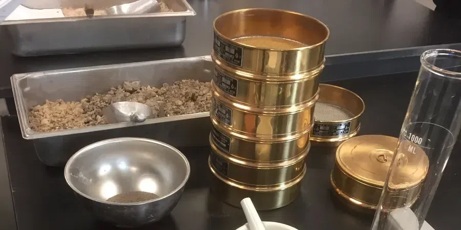 Grain Size Analysis in Akron: Sieve & Hydrometer Testing